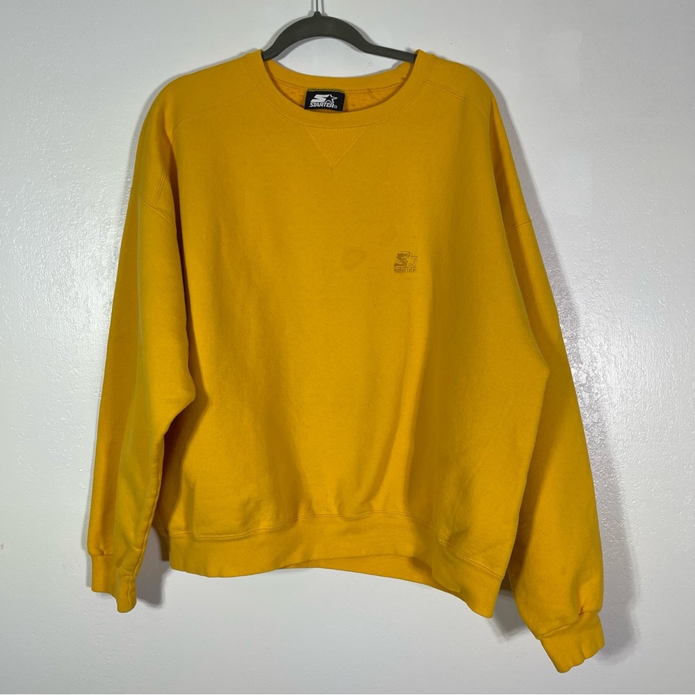Starter, Oversized Sweatshirt. Similar to a Size L/XL. Yellow Gold